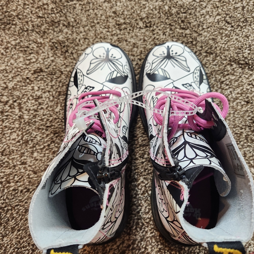 NWOT Dr. Martens 1460 Pascal T Meadow Print Athena FLORAL Boot Kids Size 5 - Picture 3 of 7